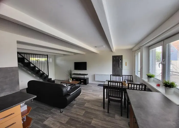 Apartamento U Koleji E Klobouky u Brna