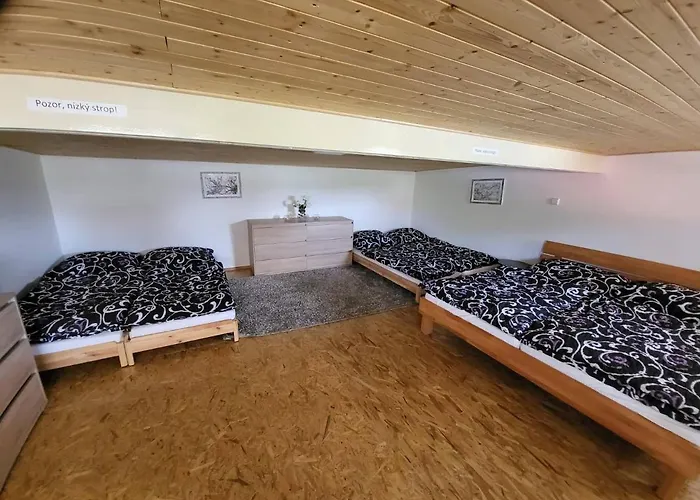 U Koleji E * Klobouky u Brna
